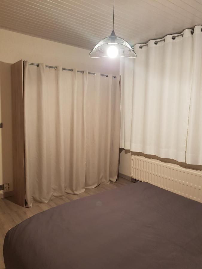Mary'S Poppies - Bed & Breakfast Blandain Экстерьер фото